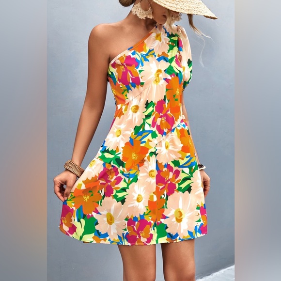Floral One-Shoulder Puff Sleeve Dress - Picture 4 of 6